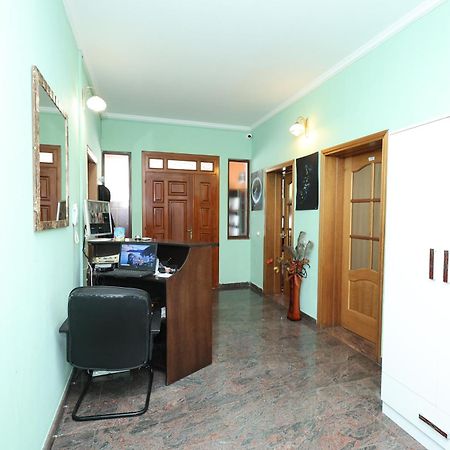 Hostel Osho Tiranë Eksteriør bilde