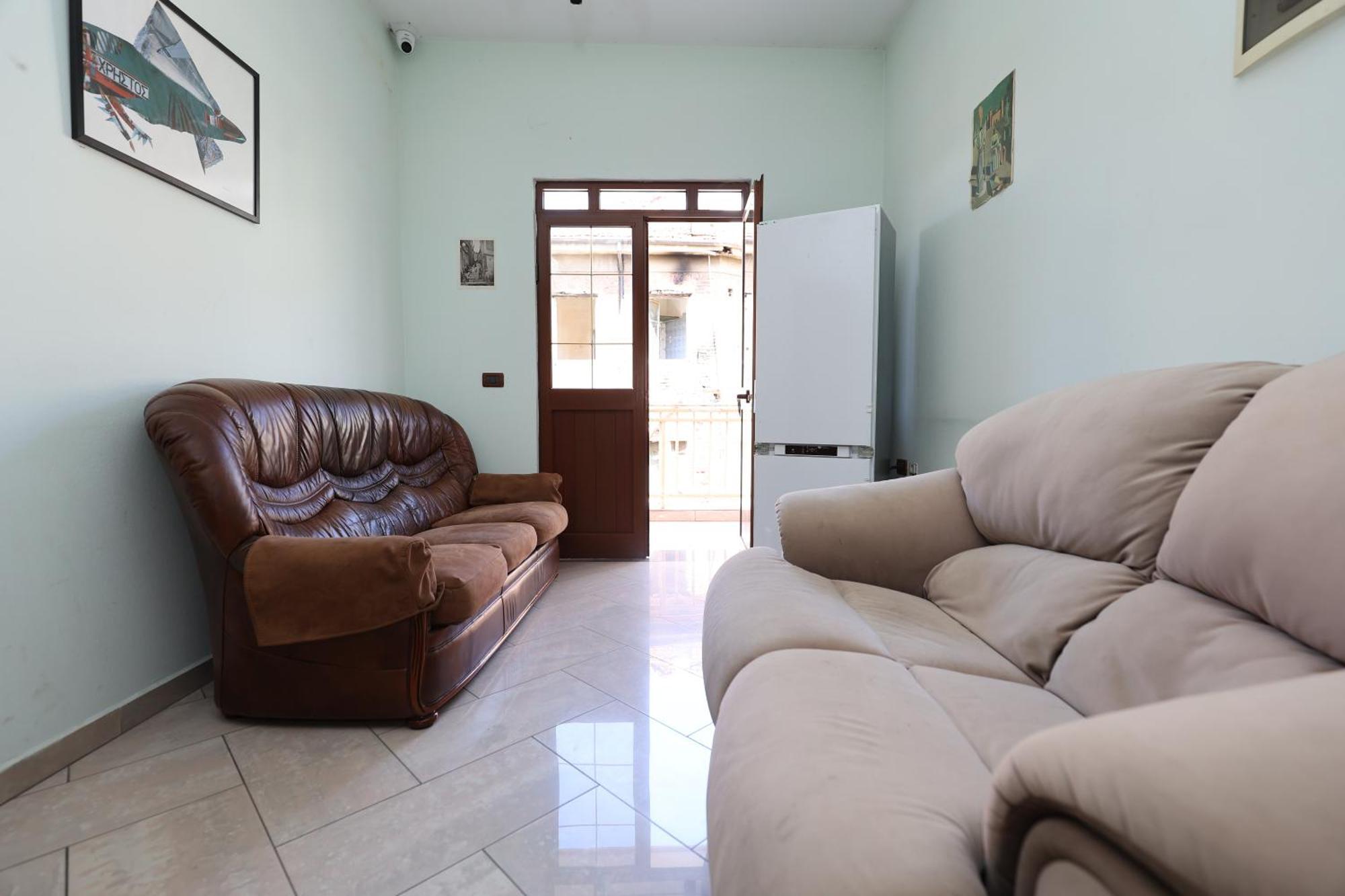 Hostel Osho Tiranë Eksteriør bilde
