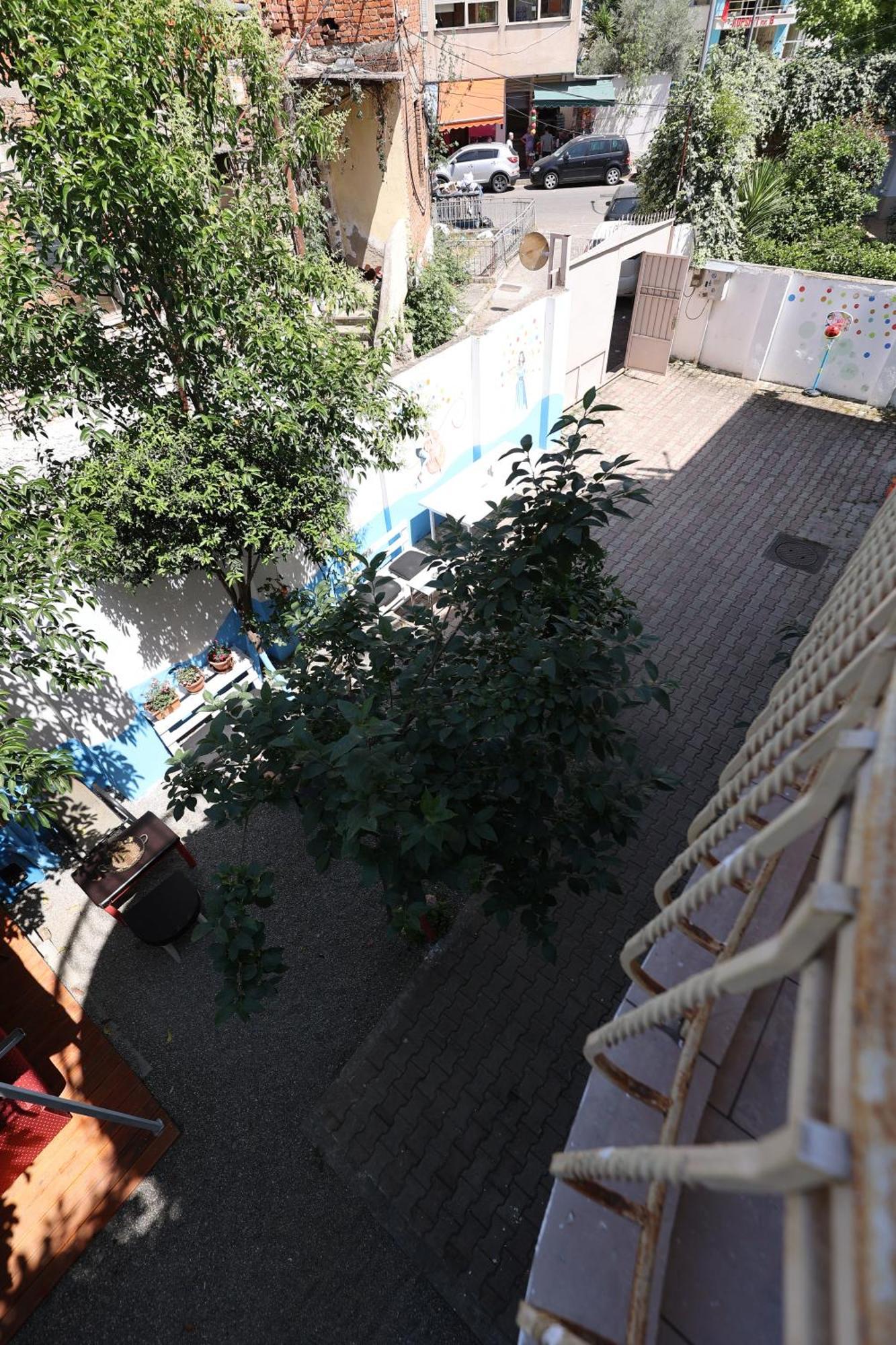 Hostel Osho Tiranë Eksteriør bilde
