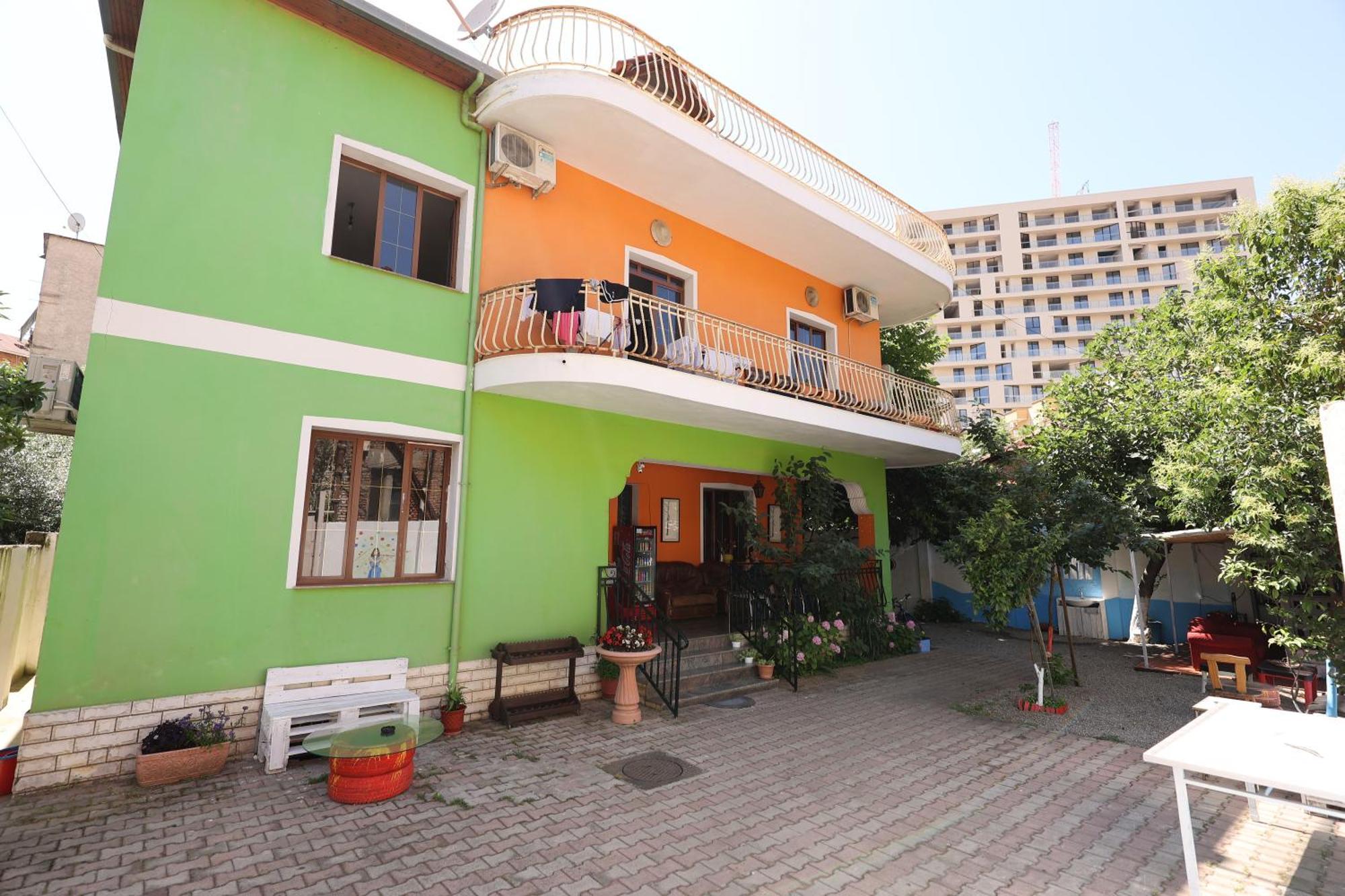 Hostel Osho Tiranë Eksteriør bilde