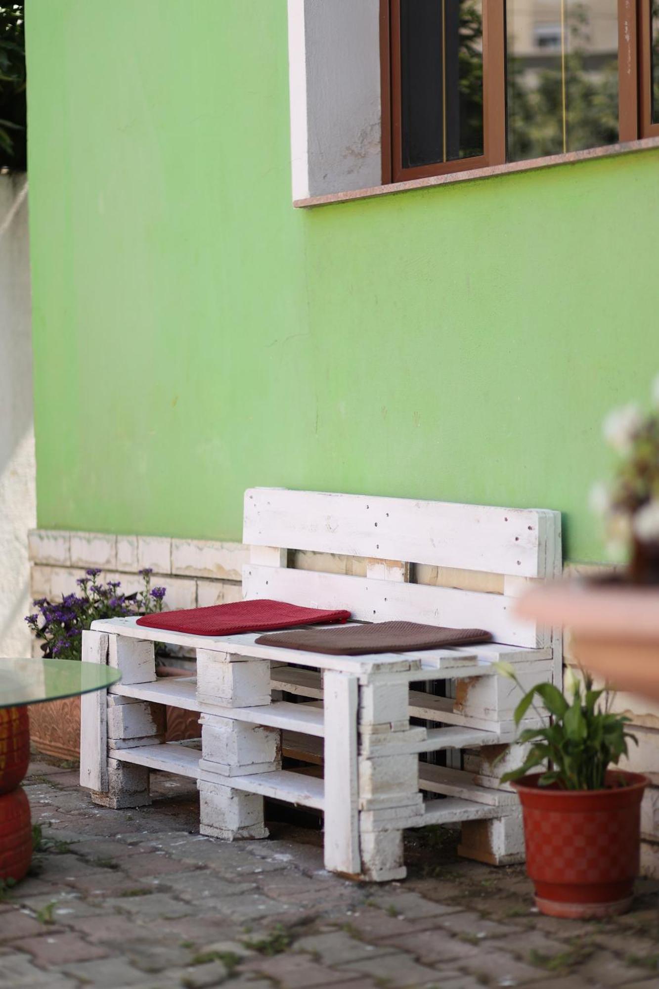 Hostel Osho Tiranë Eksteriør bilde