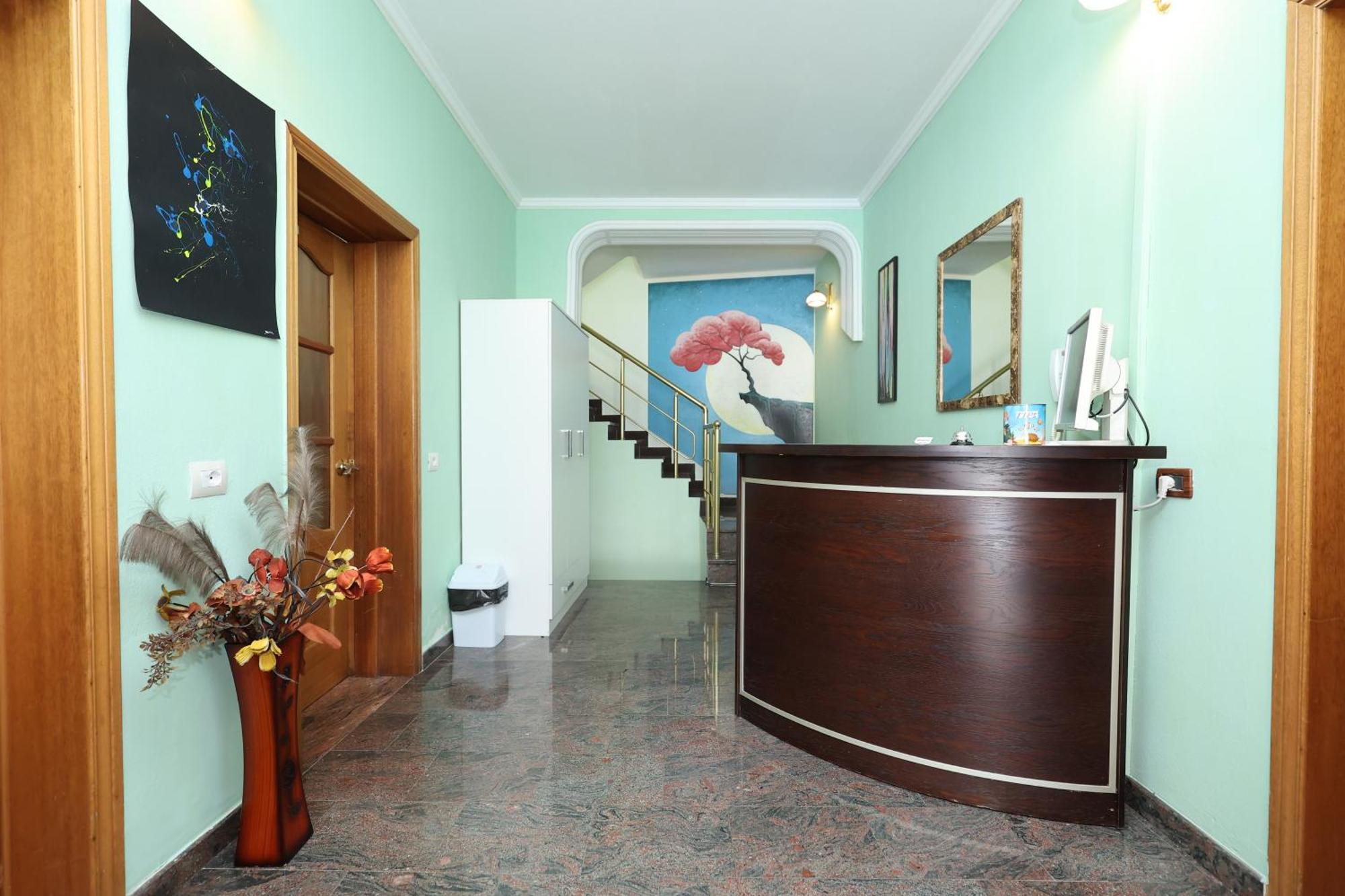 Hostel Osho Tiranë Eksteriør bilde