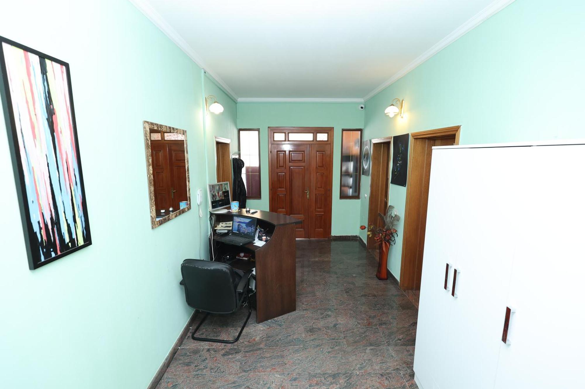 Hostel Osho Tiranë Eksteriør bilde